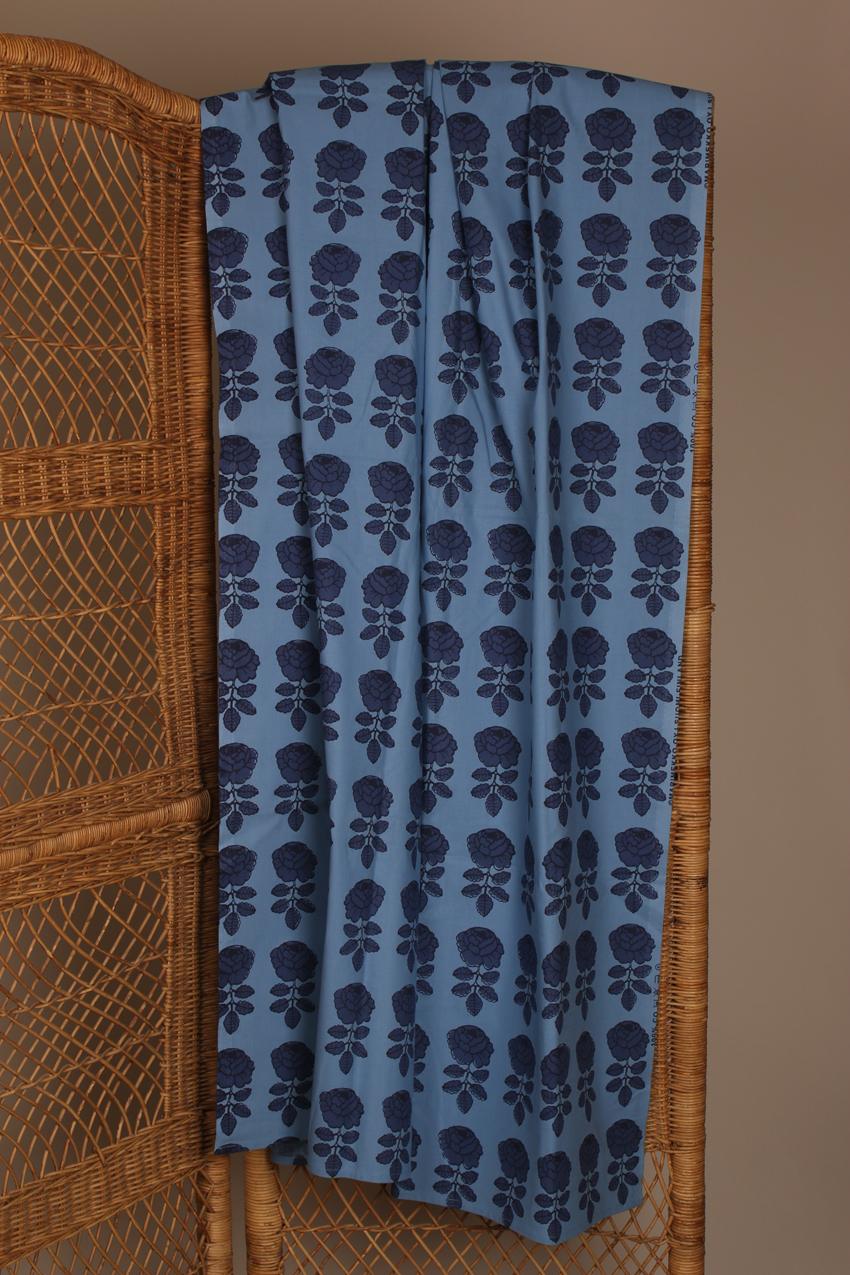 Marimekko sininen Vihkiruusu kangas / Marimekko Blue Vihkiruusu Fabric