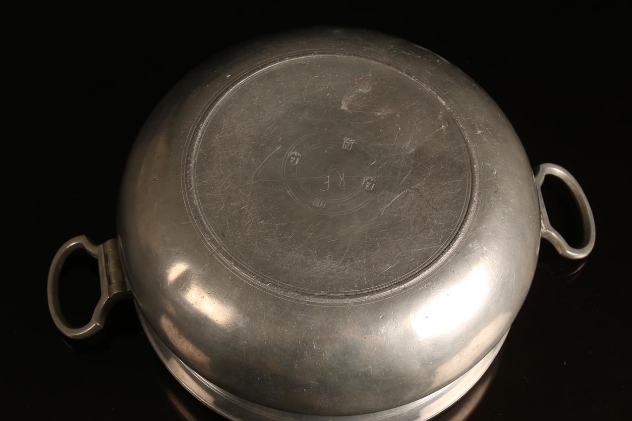 1800-luku kannellinen tinapata - Image 11