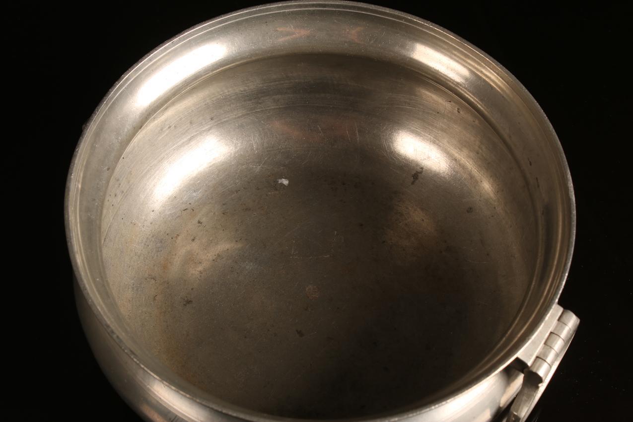 1800-luku kannellinen tinapata - Image 8