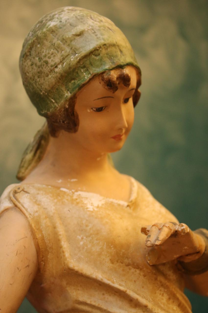 Rebekka kaivolla -kipsipatsas / Rebecca at the well -plaster statue - Image 7