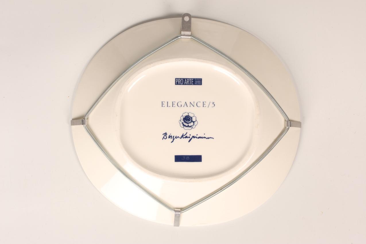Pro Arte Arabia Birger Kaipiainen Elegance nro 3 lautanen Nro 38 - Image 5