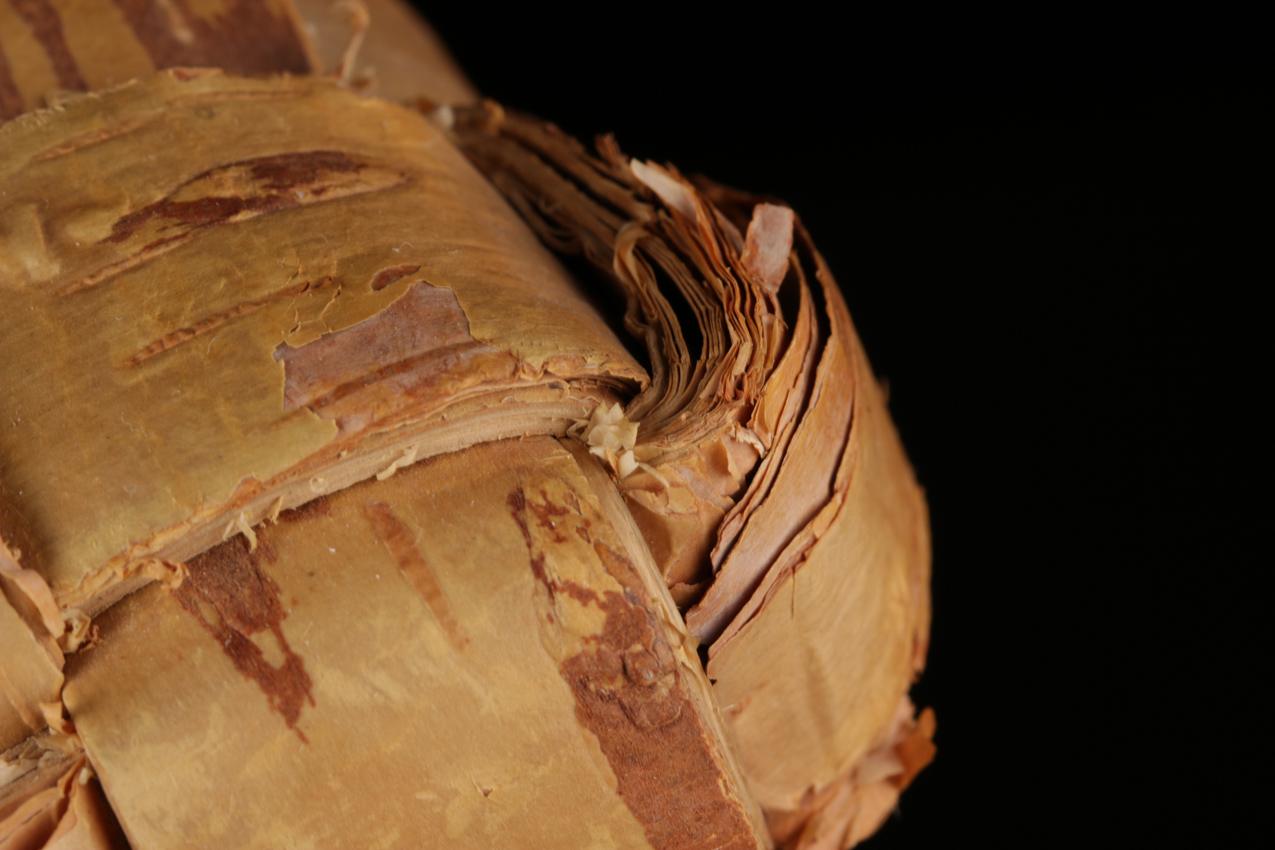 Vanhat tuohivirsut / Vintage handwoven birch bark shoes - Image 4