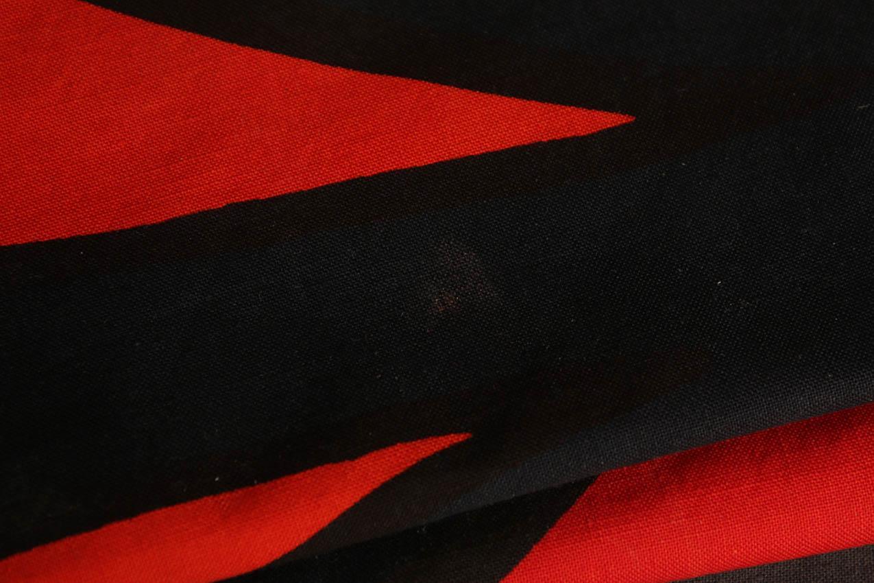 Vintage Marimekko punainen kangas “Kaivo” - Image 7