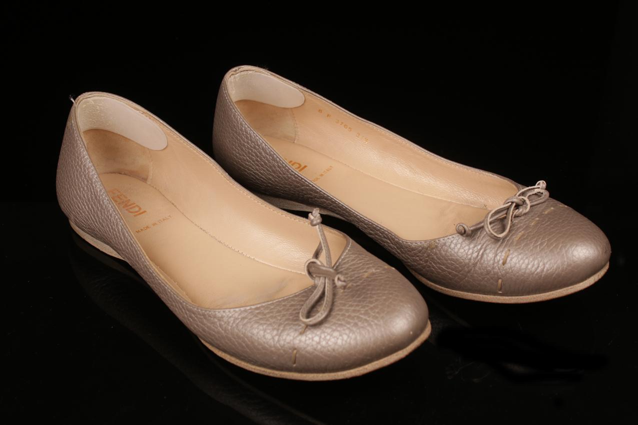 Fendi harmaat nahkaballeriinat 37,5 - Image 2