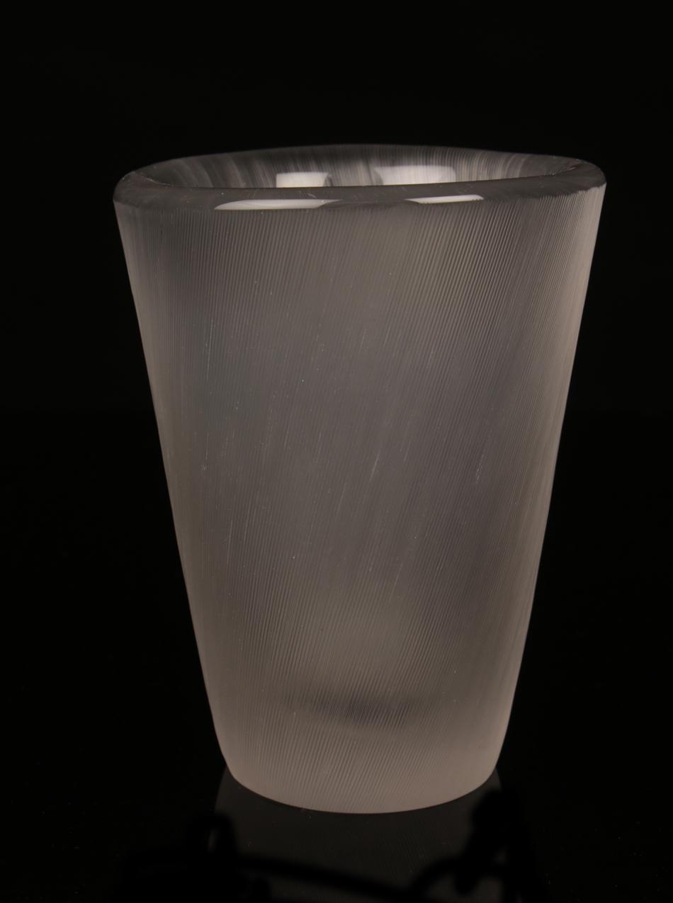 Tapio Wirkkala Iittala 3535 signeerattu maljakko