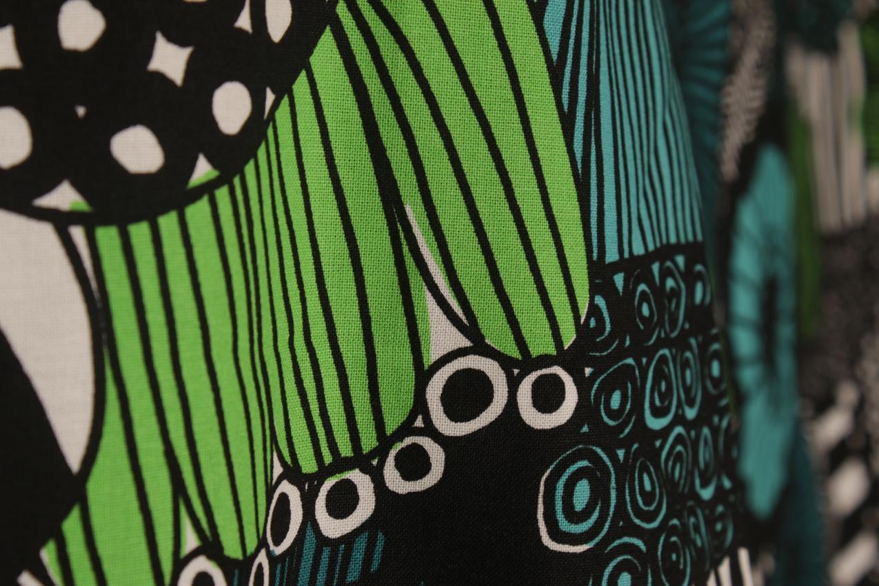 Marimekko kangas “Pieni siirtolapuutarha” - Image 4