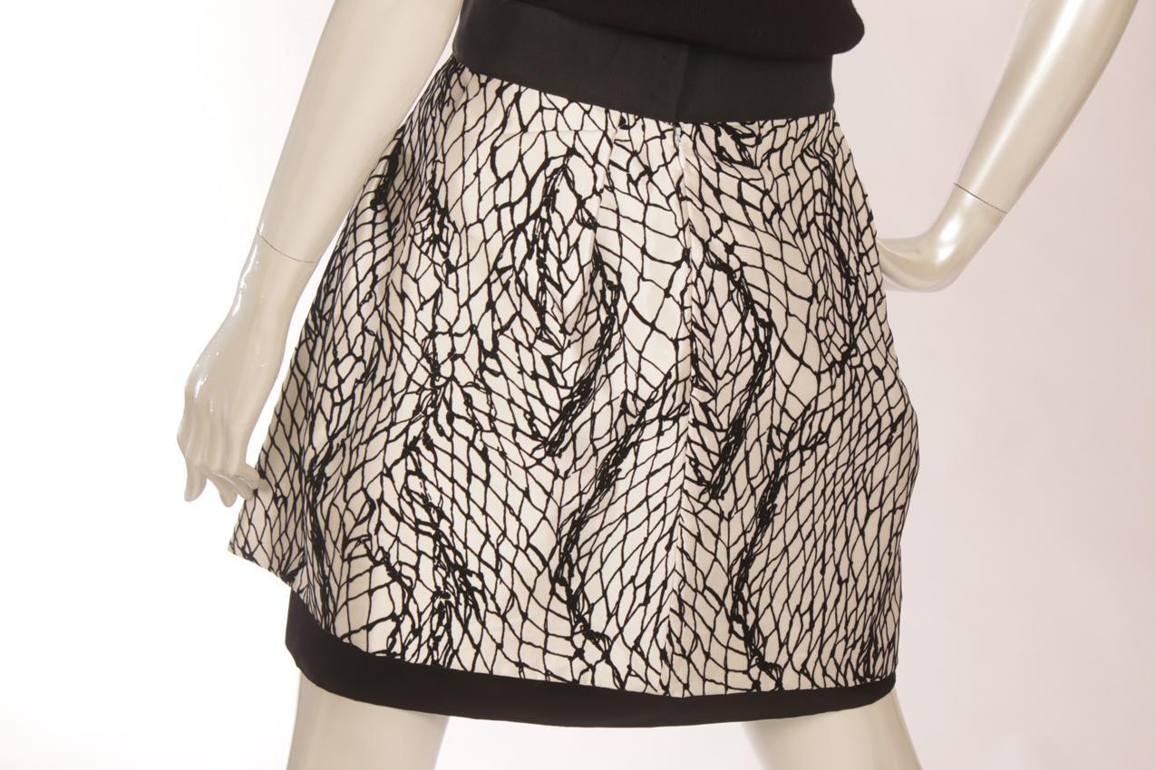 Dolce & Gabbana mustavalkoinen hame M - Image 5