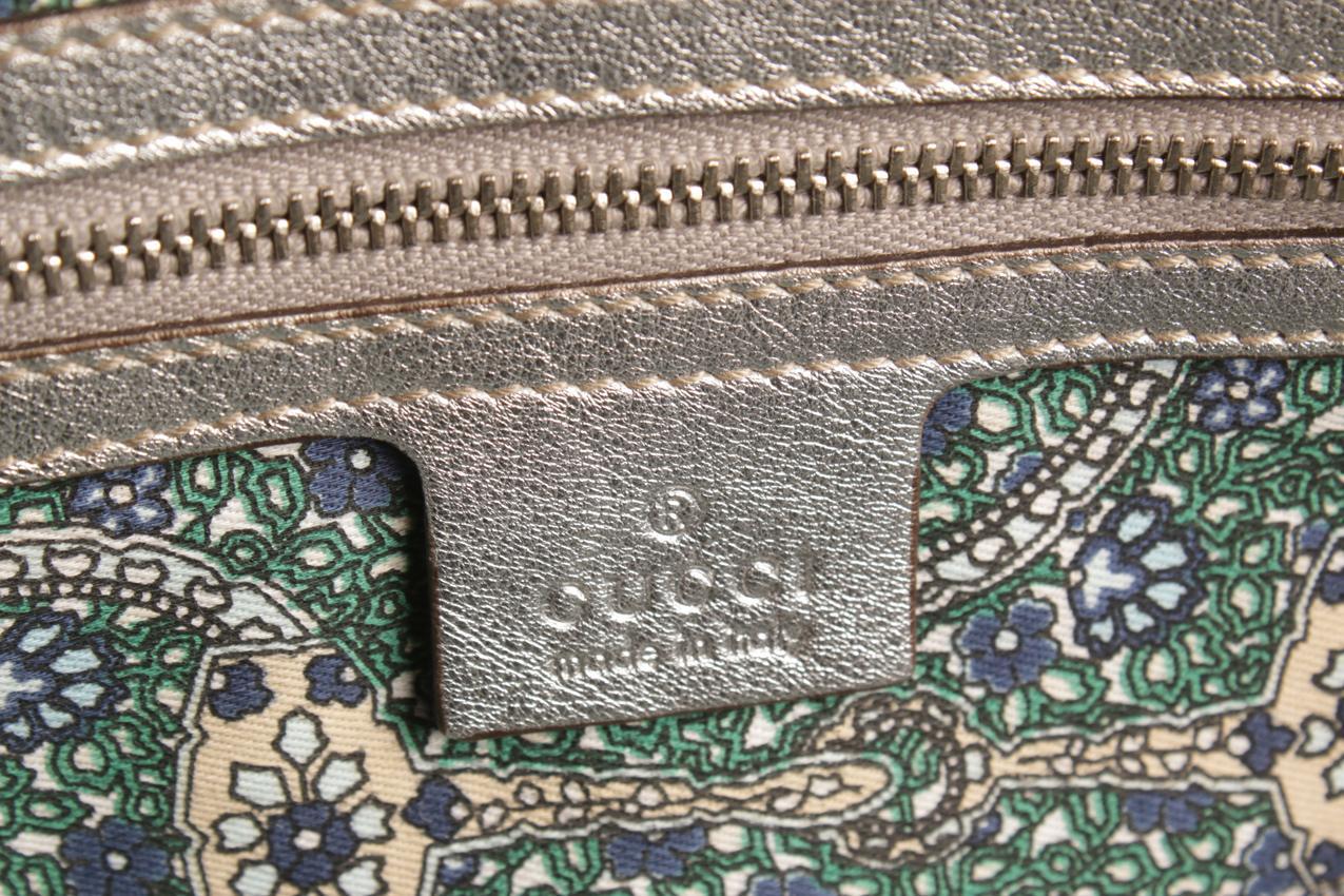Harvinainen hopeanvärinen Gucci Romy Boston nahkalaukku - Image 14