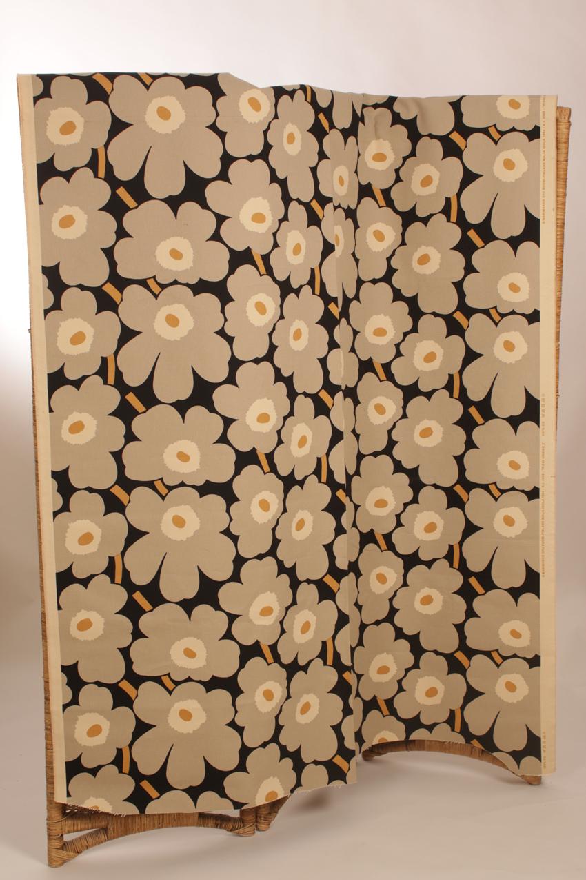 Marimekko beige musta “Pieni Unikko 2” canvas kangas