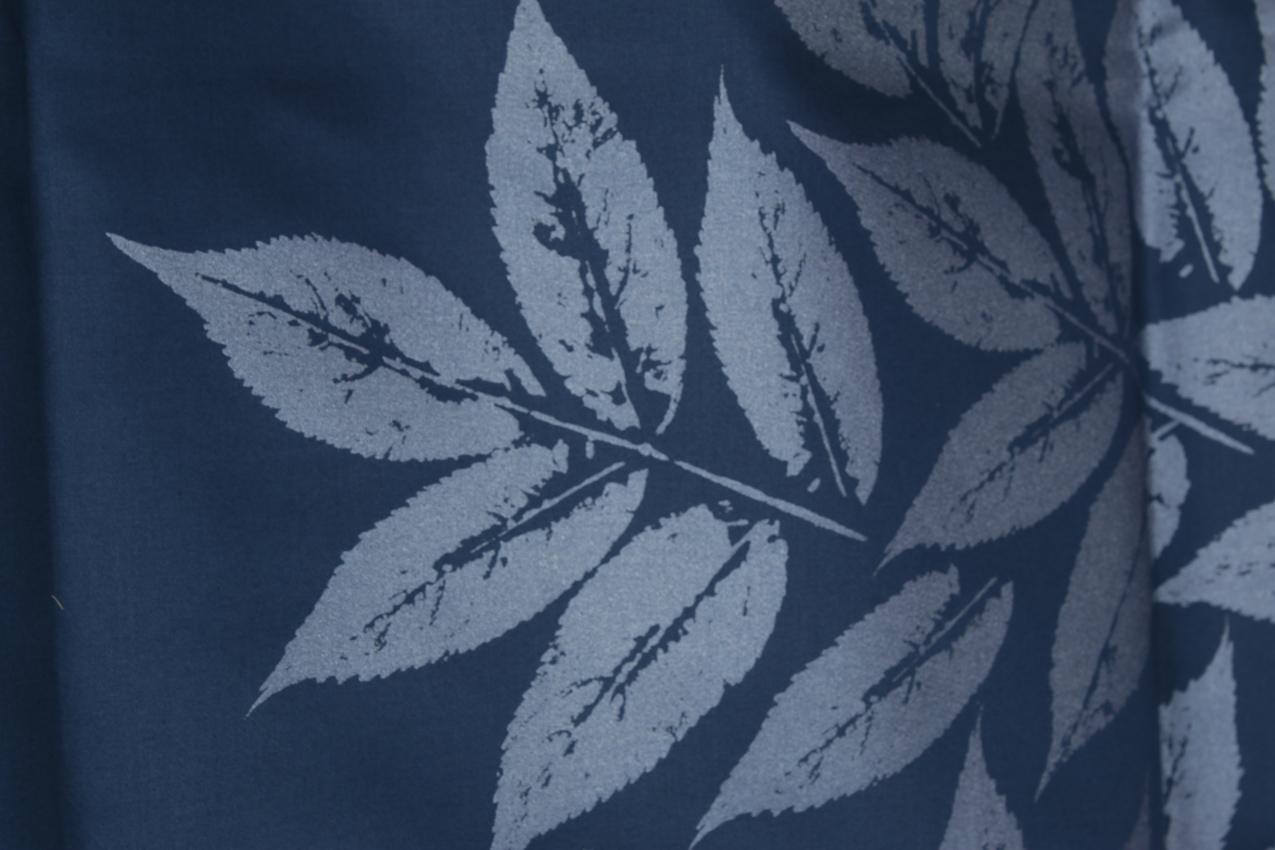 Marimekko sininen pöytäliina Maija Isola “Salaisuus” 147 x 360 - Image 4