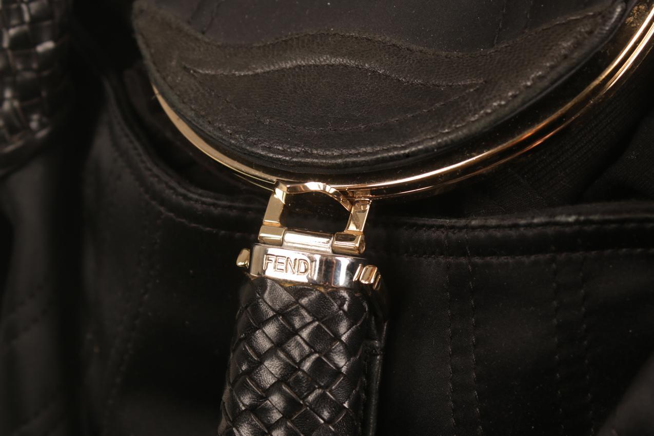Fendi Spy musta satiini/nahka Hobo-laukku - Image 12