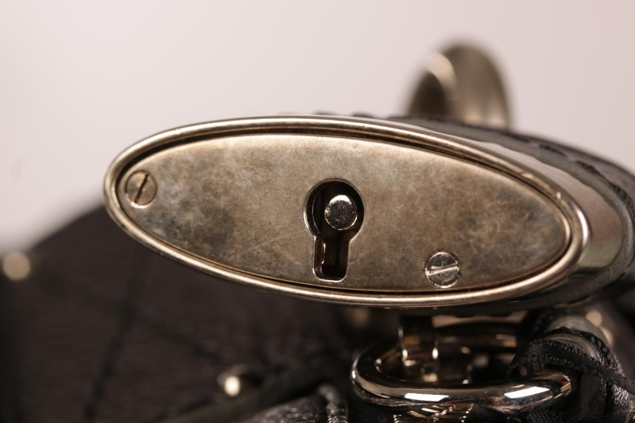 Chloe metallinhohtoinen tummanharmaa Medium Paddington satchel nahkainen olkalaukku - Image 13