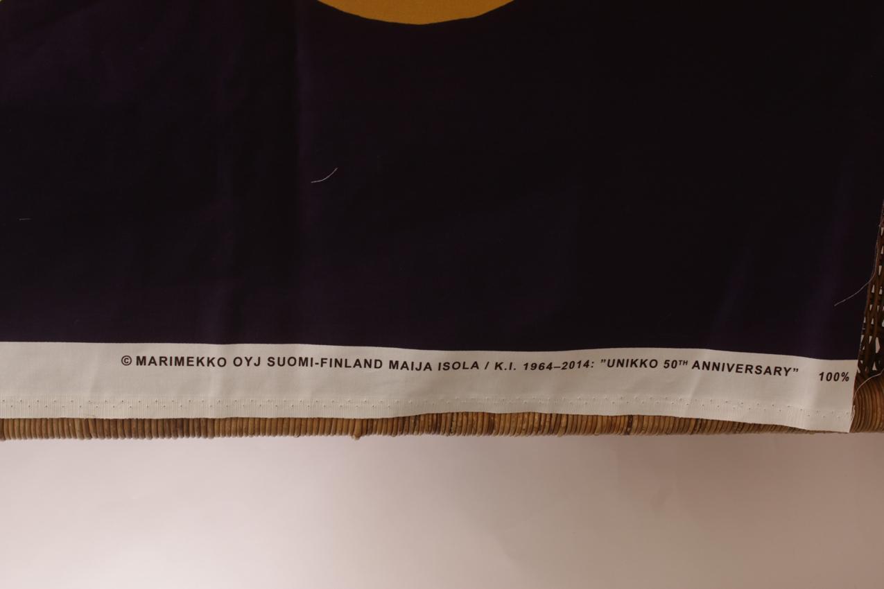 Marimekko “Juhla Unikko” satiinikangas - Image 4