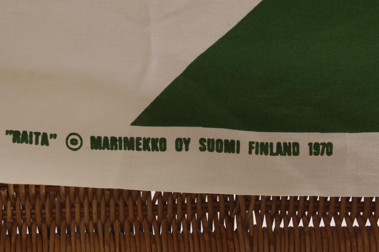 Vintage Marimekko valkovihreä “Raita” kangas - Image 4