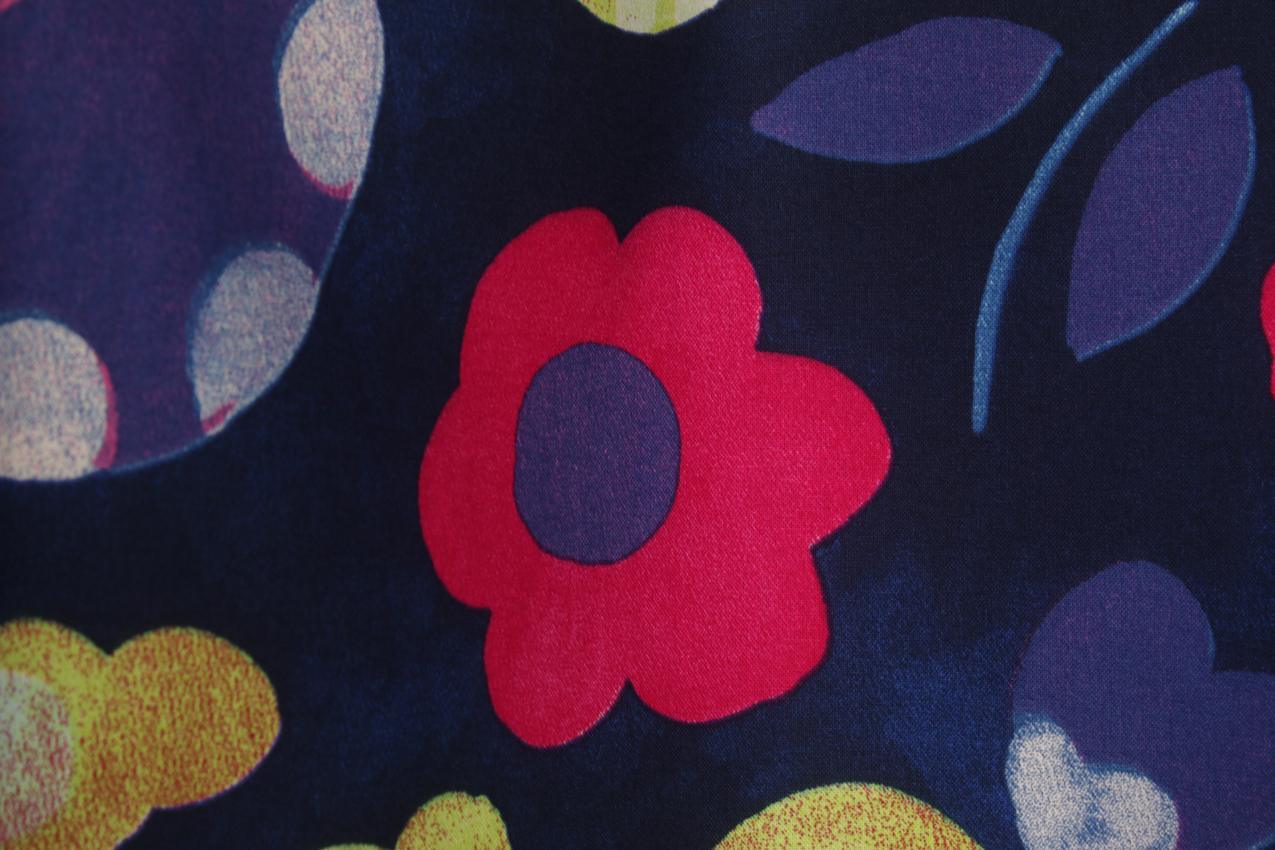 Vintage Marimekko Piia Rinne “Ilervo” fabric - Image 4