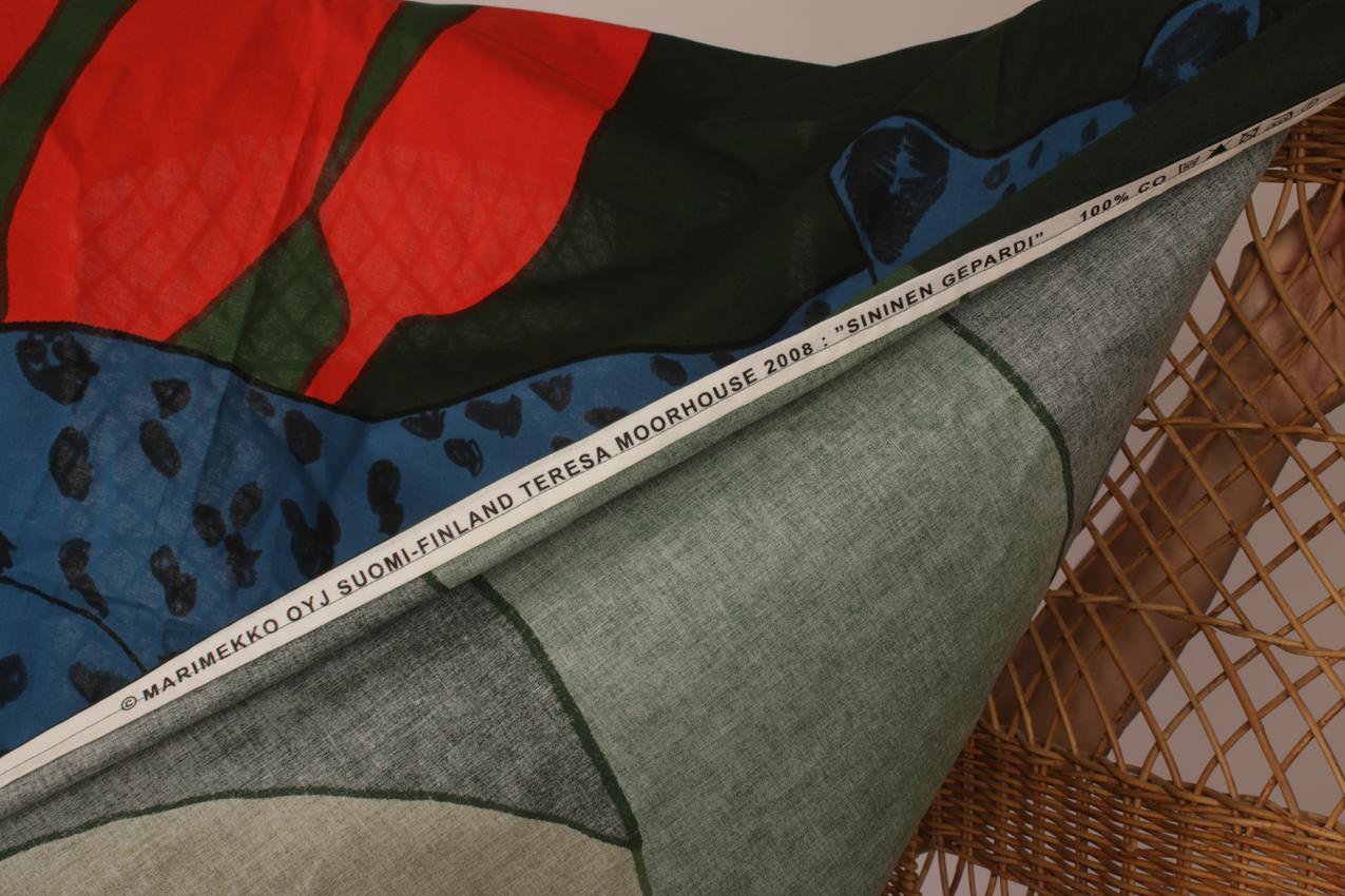 Marimekko Teresa Moorhouse kangas sininen “Sininen gebardi” - Image 5