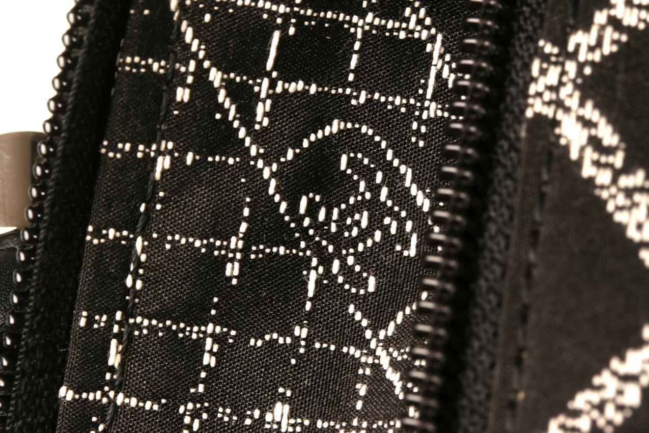 Chanel Medium Essential Rue Cambon musta nahkainen laukku - Image 11