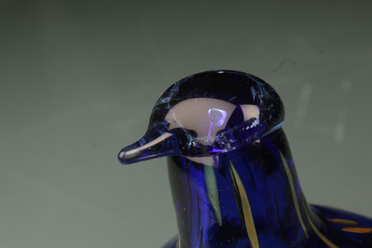 Nuutajärvi Iittala Oiva Toikka ”Sinikki” Vantaa -yrityslintu signeerattu - Image 5