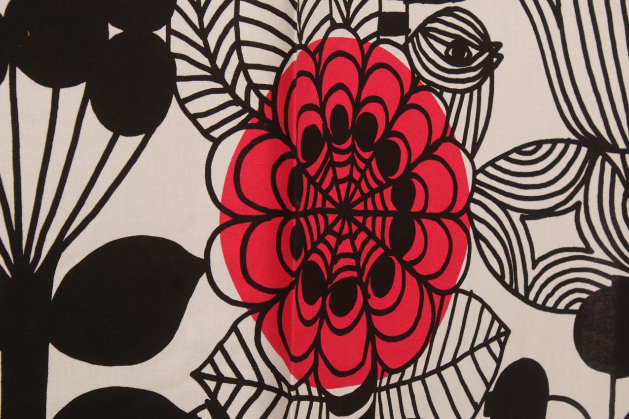 Marimekko Maija Louekari “Lintukoto” -kangas - Image 4