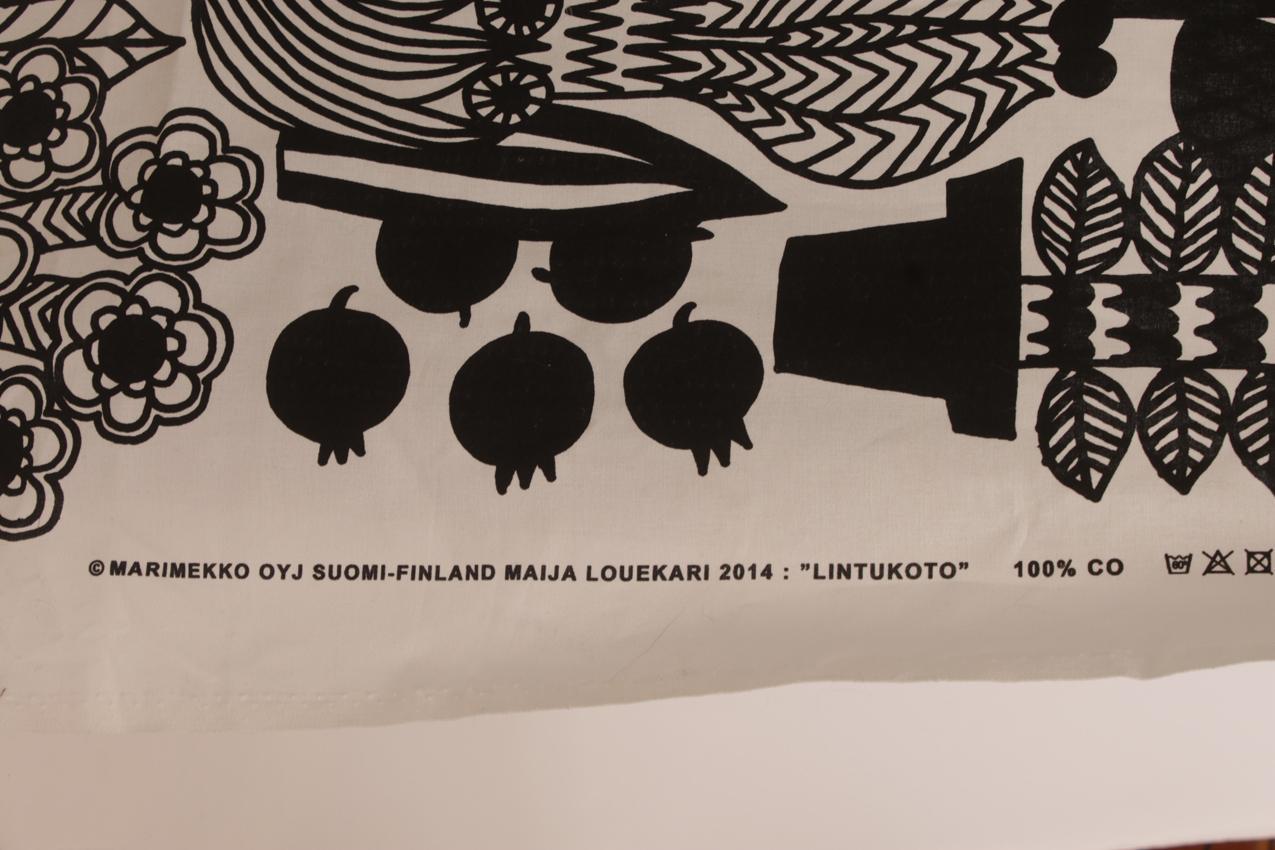 Marimekko Maija Louekari “Lintukoto” -kangas - Image 8
