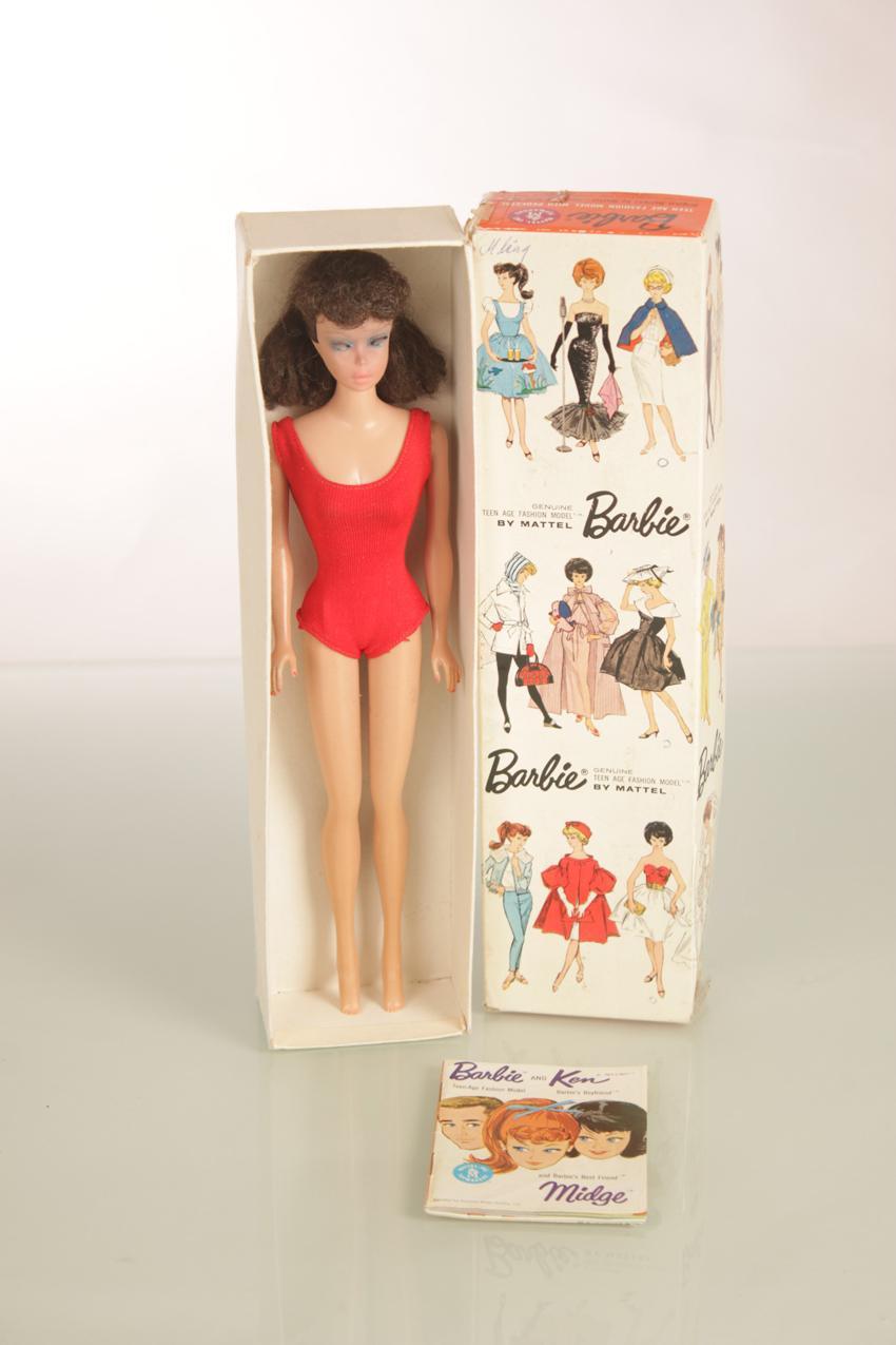 Vintage Mattel Barbie-nukke ruskeahiuksinen ponihäntäinen #7 1962-1963