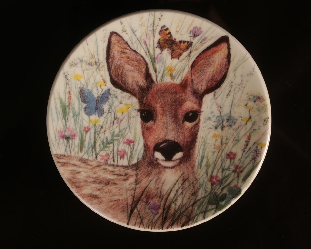 Vintage Arabia Tuula Lappalainen pieni “Fauna” seinälautanen “Peura”