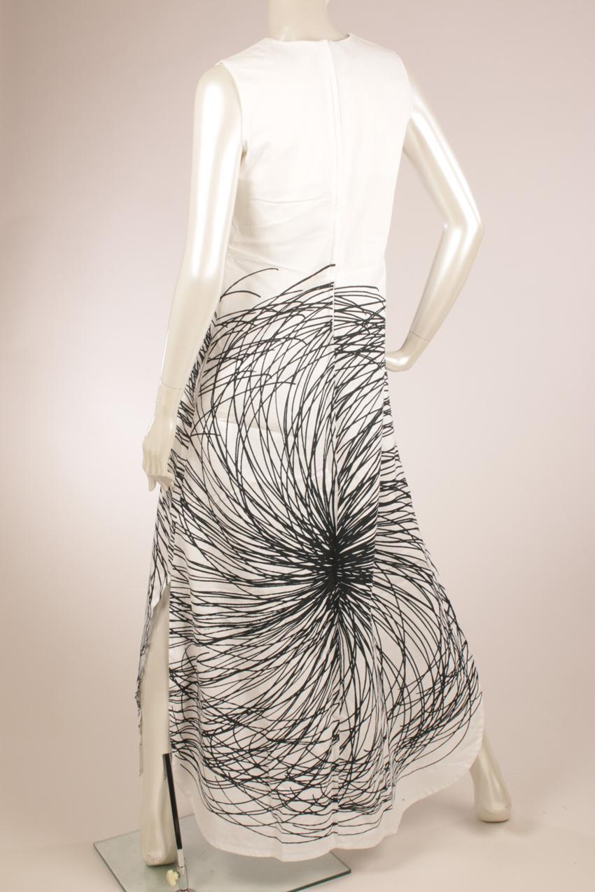 Vuokko white black “Pyörre” maxi dress S and bag - Image 11