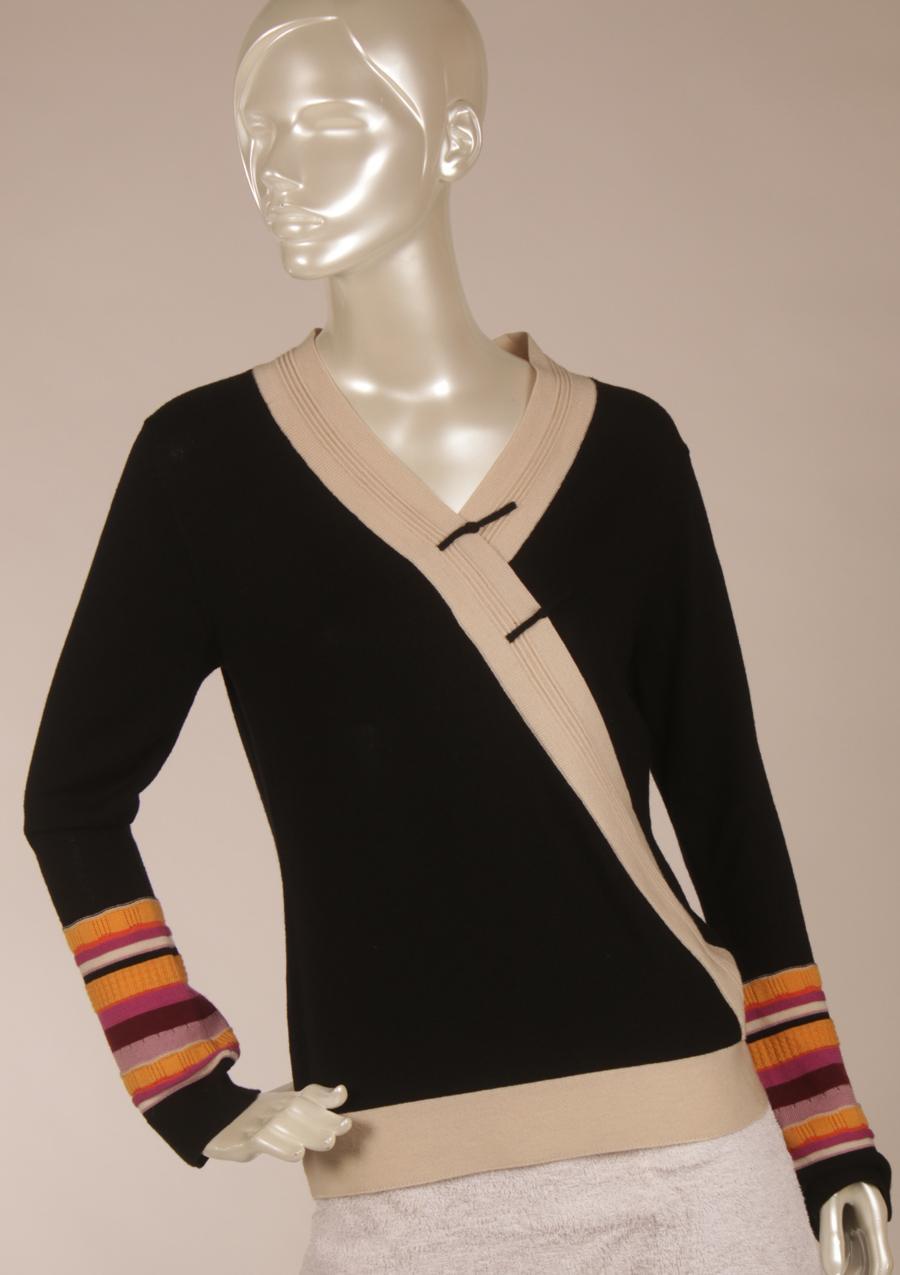 Shangai Tang black wool sweater L