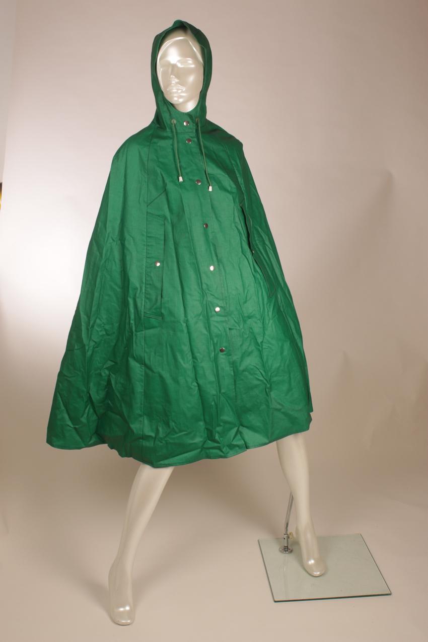 Vintage vihreä Rukka PVC-sadeviitta hupulla S
