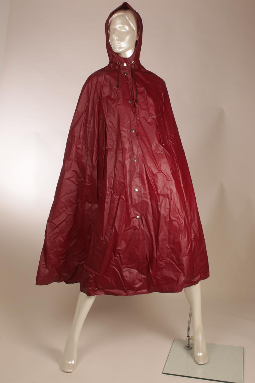 Vintage viininpunainen Rukka PVC-sadeviitta hupulla S