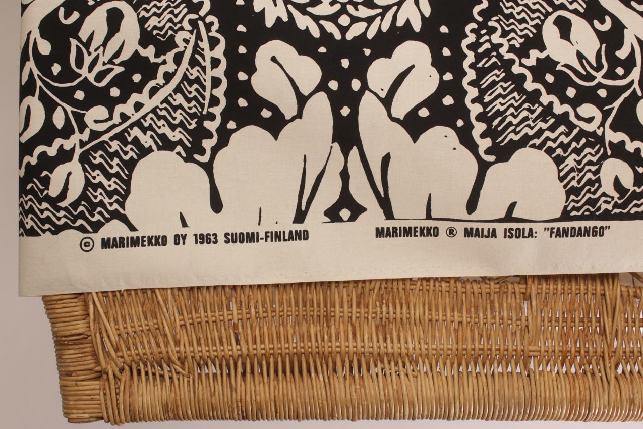 Vintage Marimekko Kristiina Isola “Fandango” fabric tablecloth - Image 4