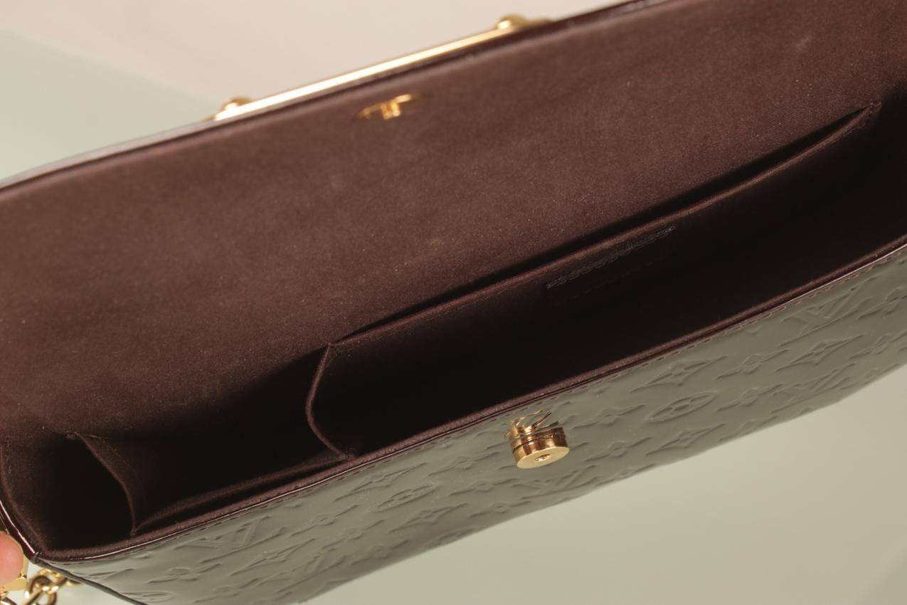 Louis Vuitton viininpunainen Amarante Monogram Vernis Bel Air laukku - Image 8