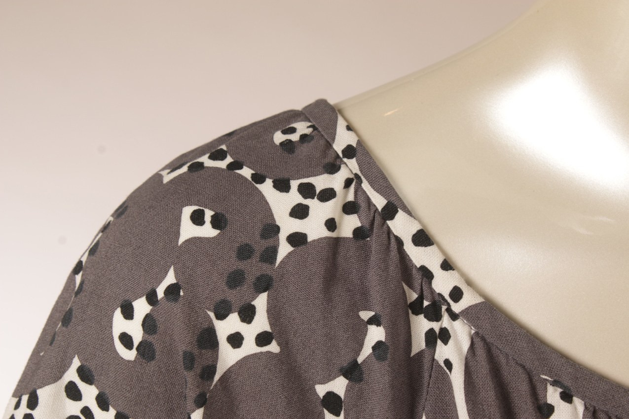 Vintage Marimekko Annika Rimala “Rakkauskirje” “Tarha” maksimekko L - Image 3